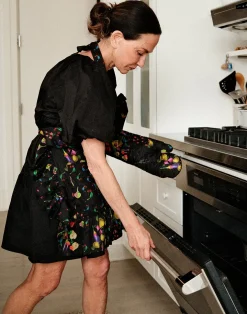 CR x Kit Ruffle Apron