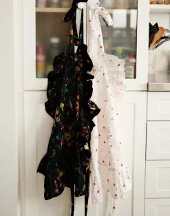 CR x Kit Ruffle Apron